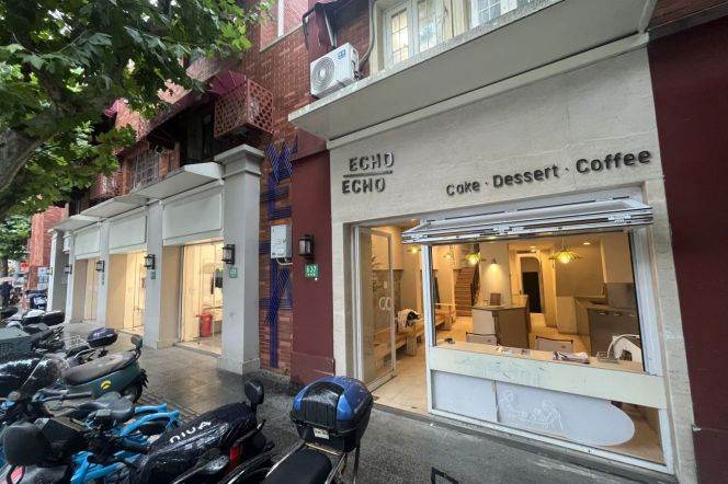 Spacious Studio Commercial Space in Jing'an (L2/L12/L13)
