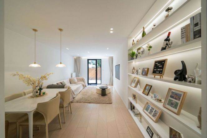 3BR Apartment near Lantian Road Metro with Terrace