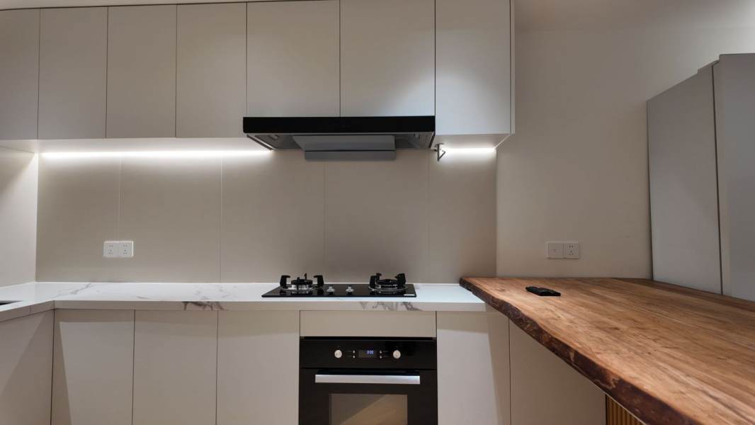 Housing image — Kitchen