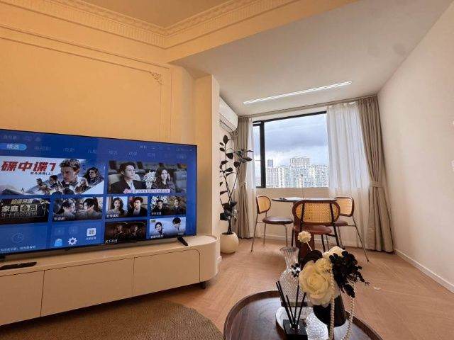 Housing image — Living Room
