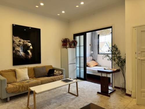 Housing image — Living Room