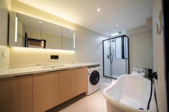 Spacious 1BR Apartment in Xujiahui