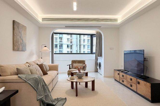 2BR Apartment in Xujiahui (L3)