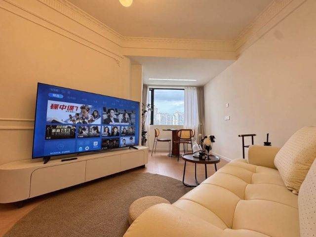 Housing image — Living Room