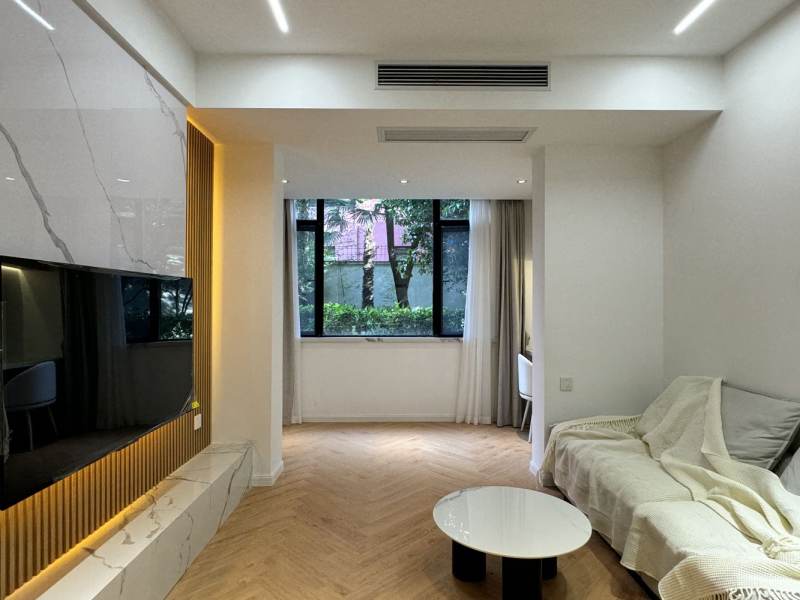 Housing image — Living Room