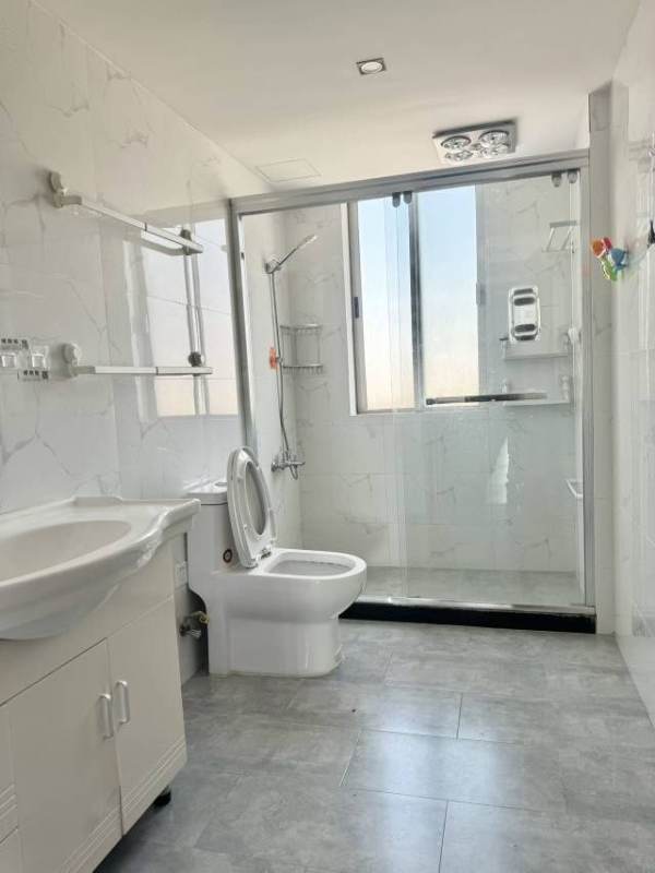 Housing image — Bathroom