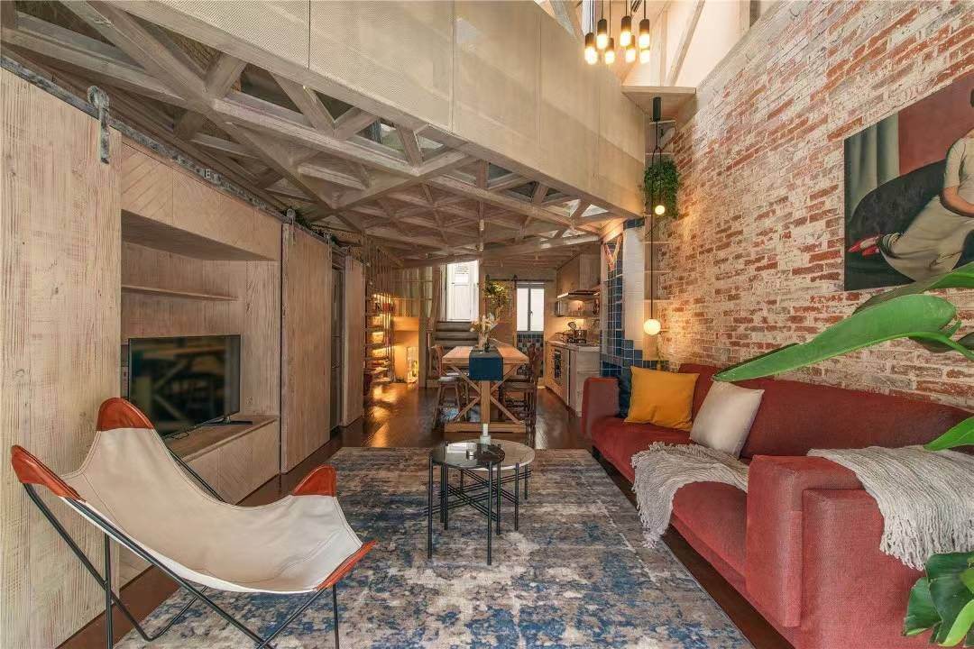 Housing image — Living Room