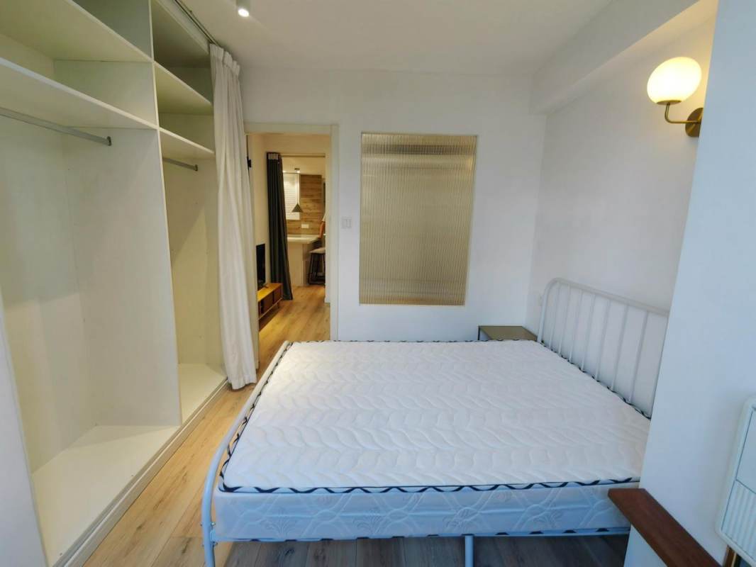 Housing image — Bedroom