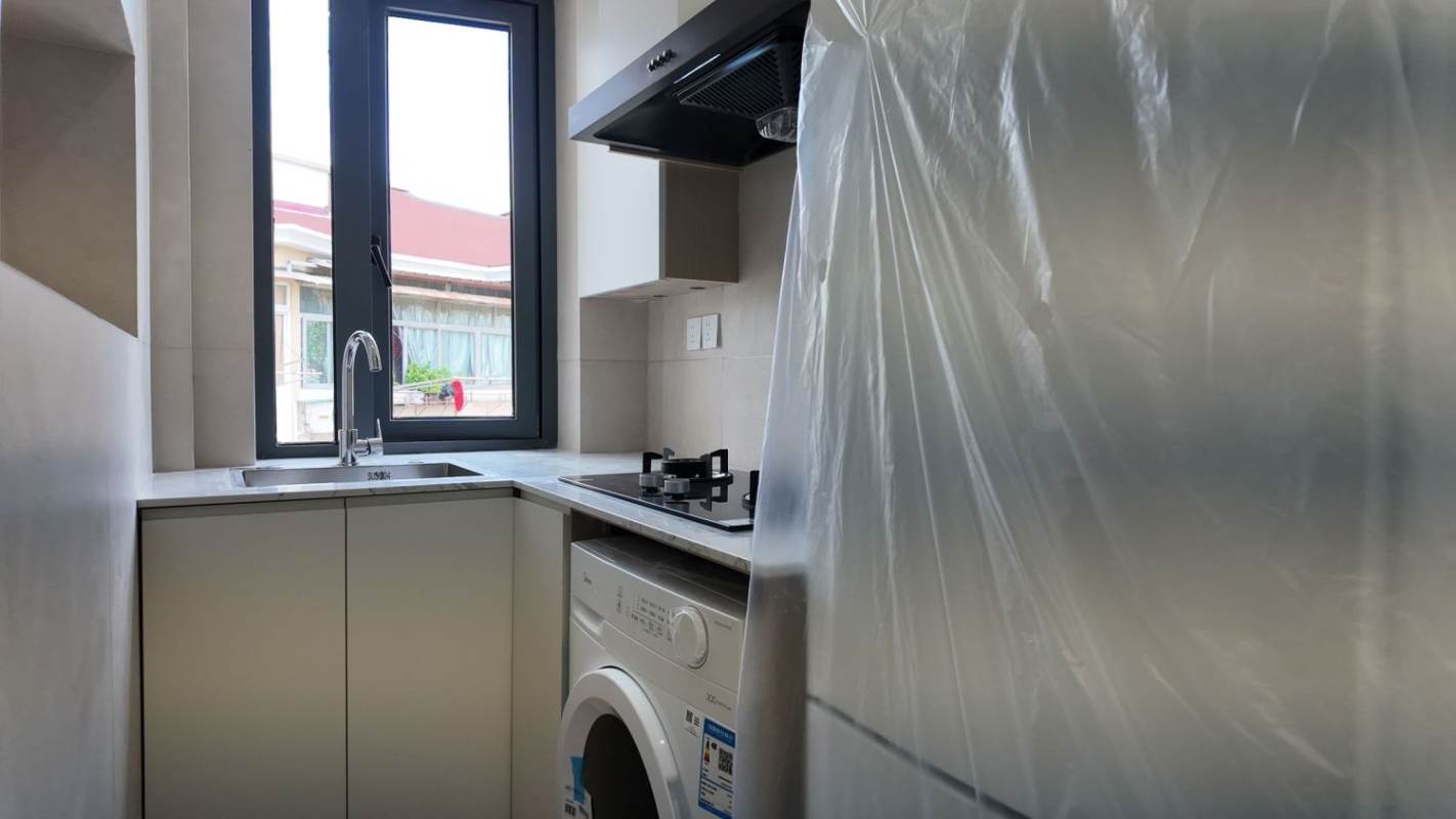 Housing image — Kitchen