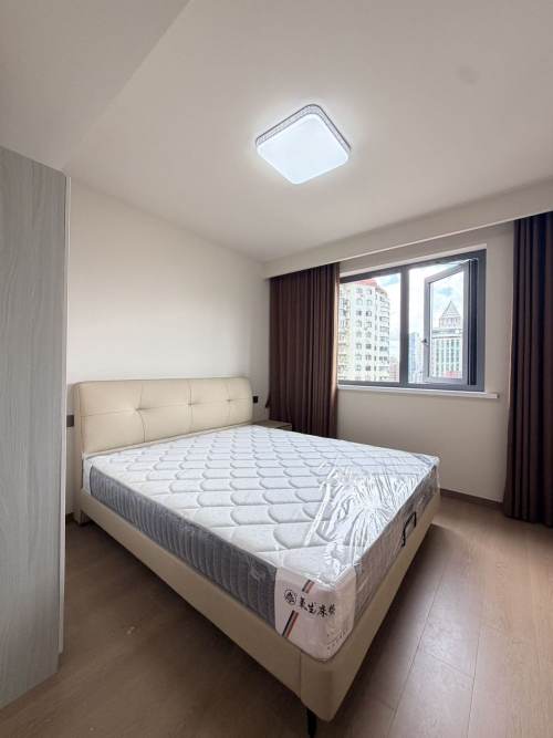 Housing image — Bedroom