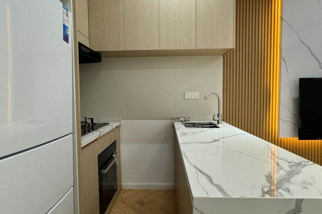1BR Lane House in Xujiahui with Green View