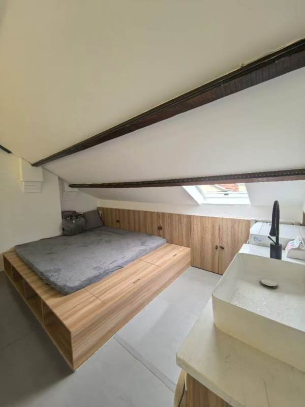 Housing image — Bedroom