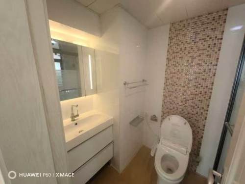 Housing image — Bathroom