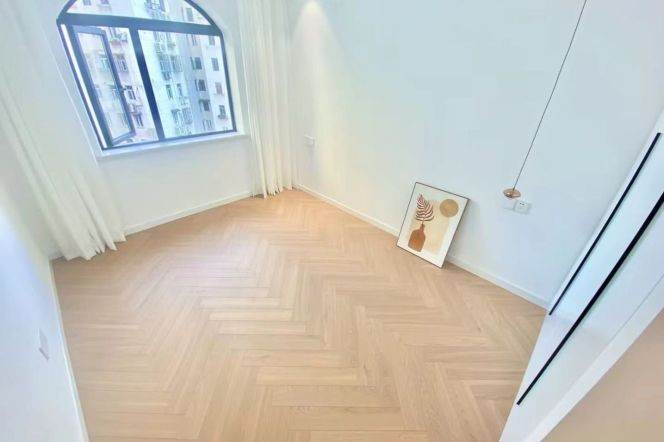 Spacious 2BR Apartment in Jing'an