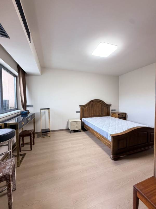 Housing image — Bedroom