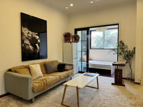 Housing image — Living Room