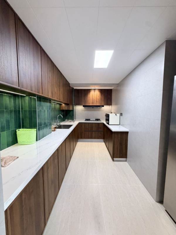 Housing image — Kitchen