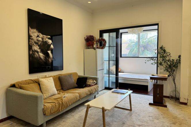 1BR Lane House in Old Xuhui (L2/L7/L14)