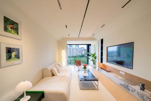 Housing image — Living Room