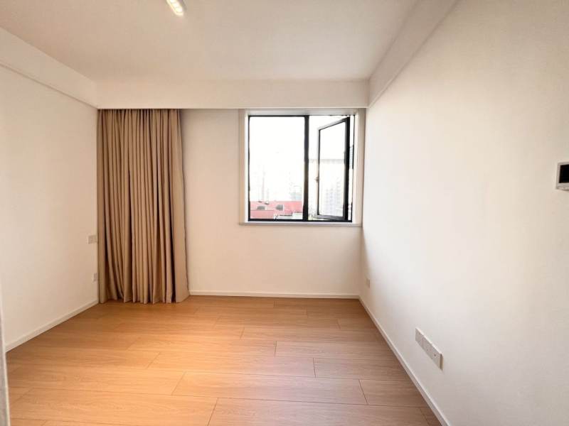 Housing image — Bedroom