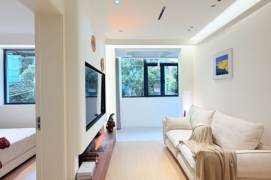 1BR Apartment near East China Normal University Zhongshan Bei Lu Campus (L3/L4/L13)