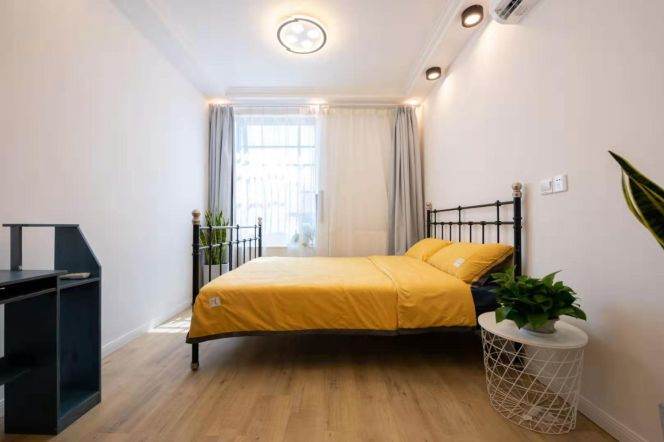 1BR Apartment near Shanghai Railway Station Metro (L1/L3/L4)