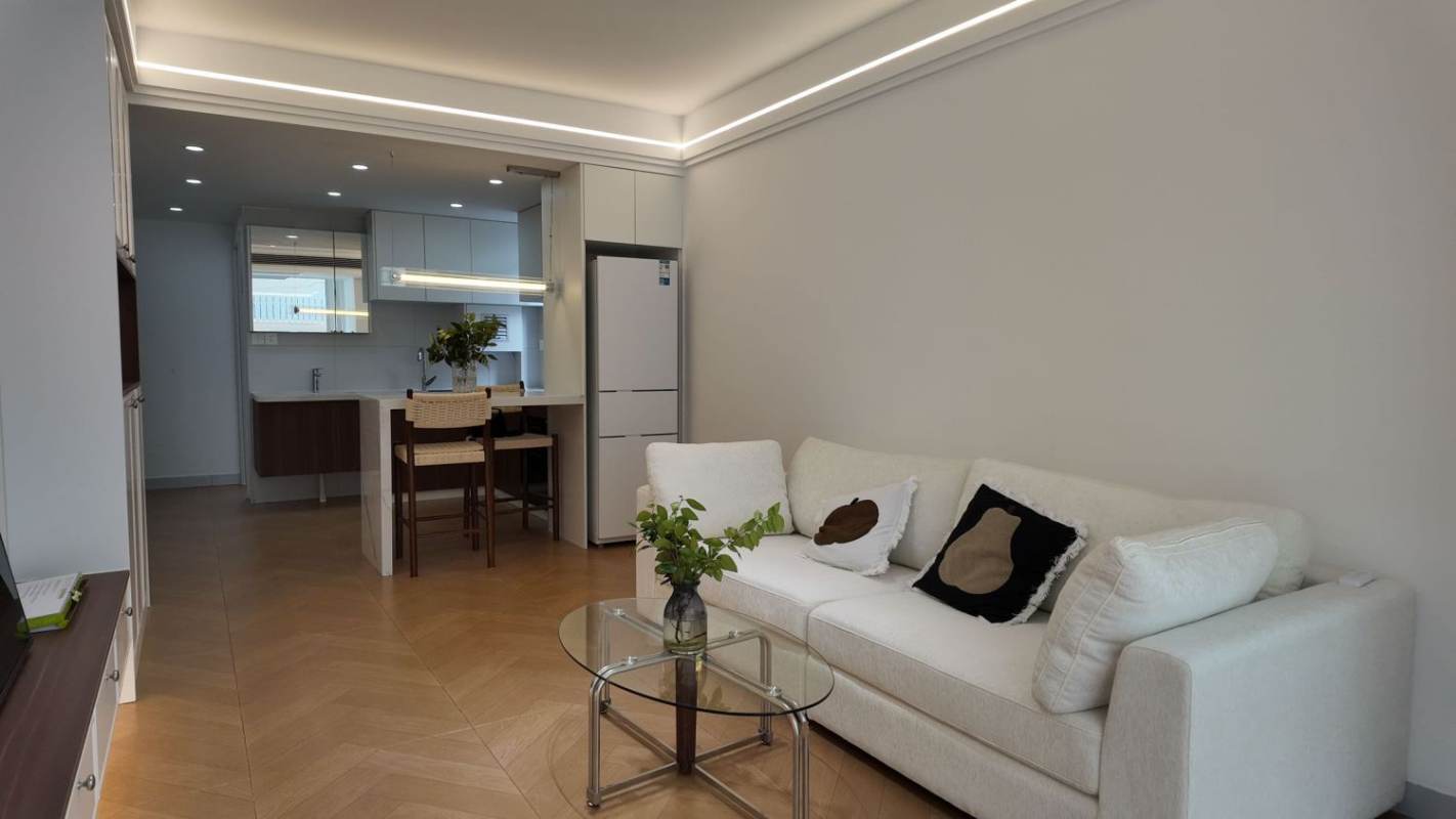 Housing image — Living Room