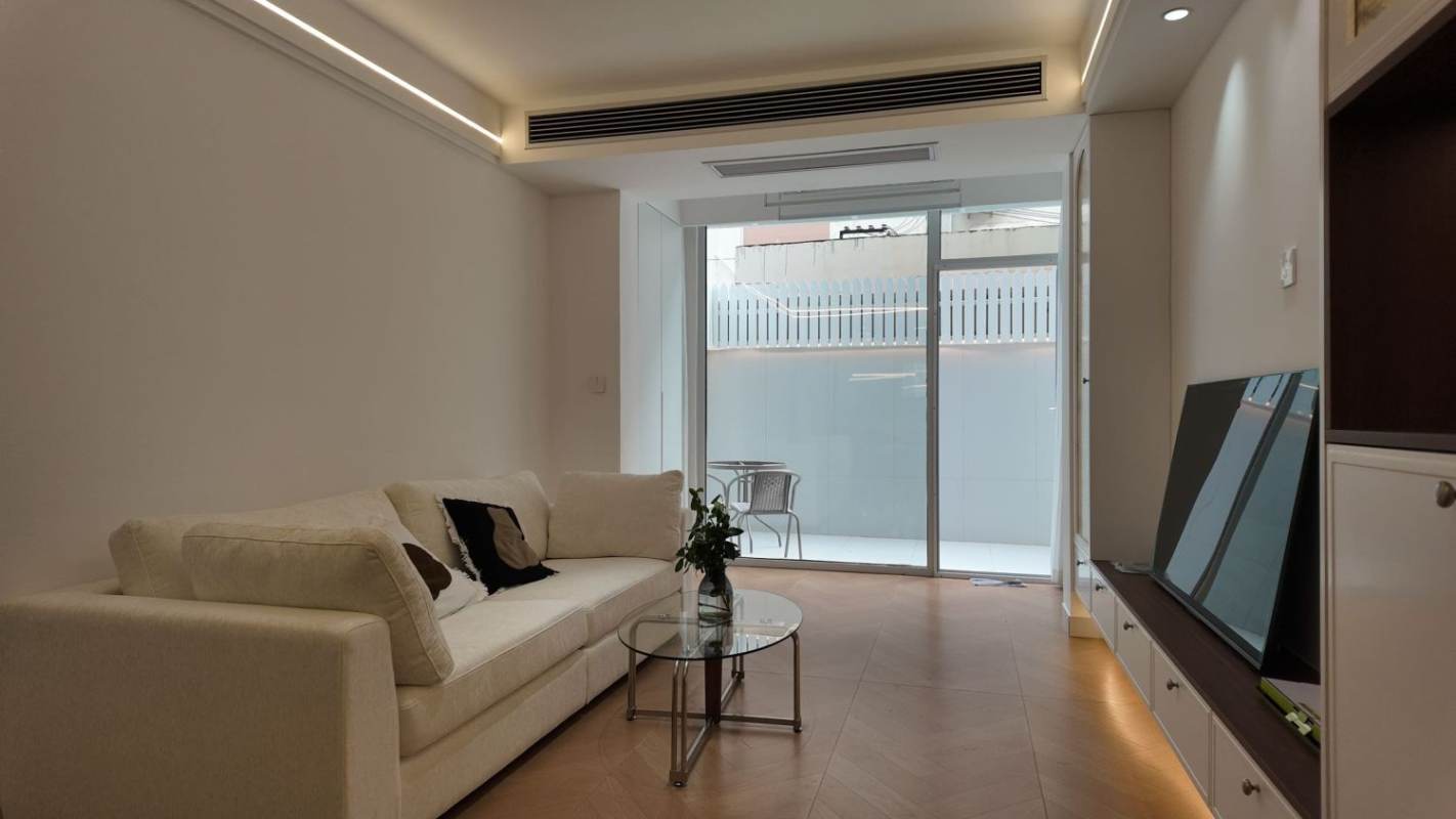 Housing image — Living Room