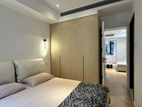 Housing image — Bedroom