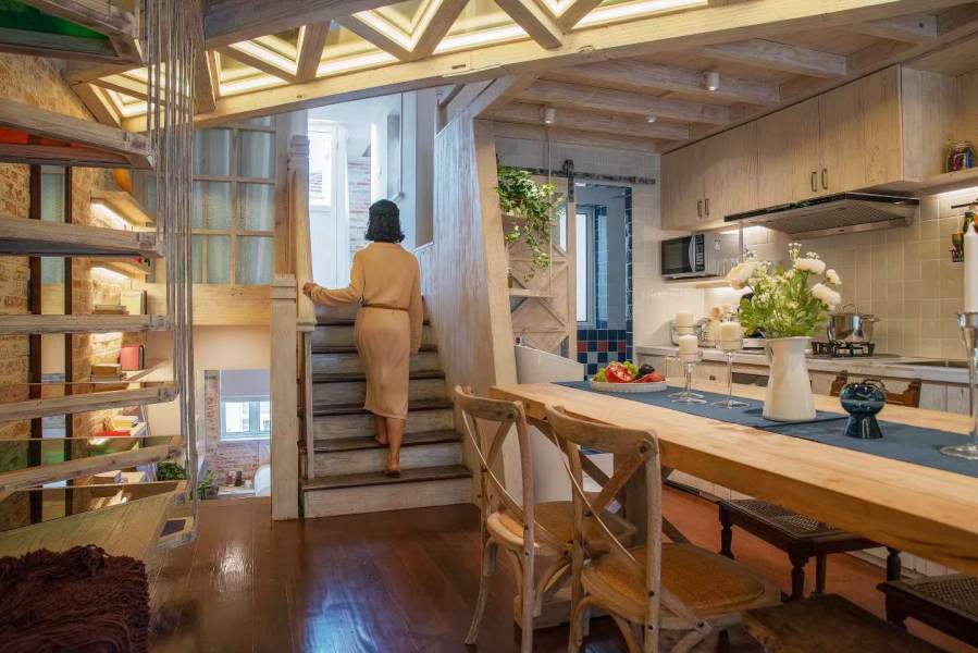 Housing image — Living Room