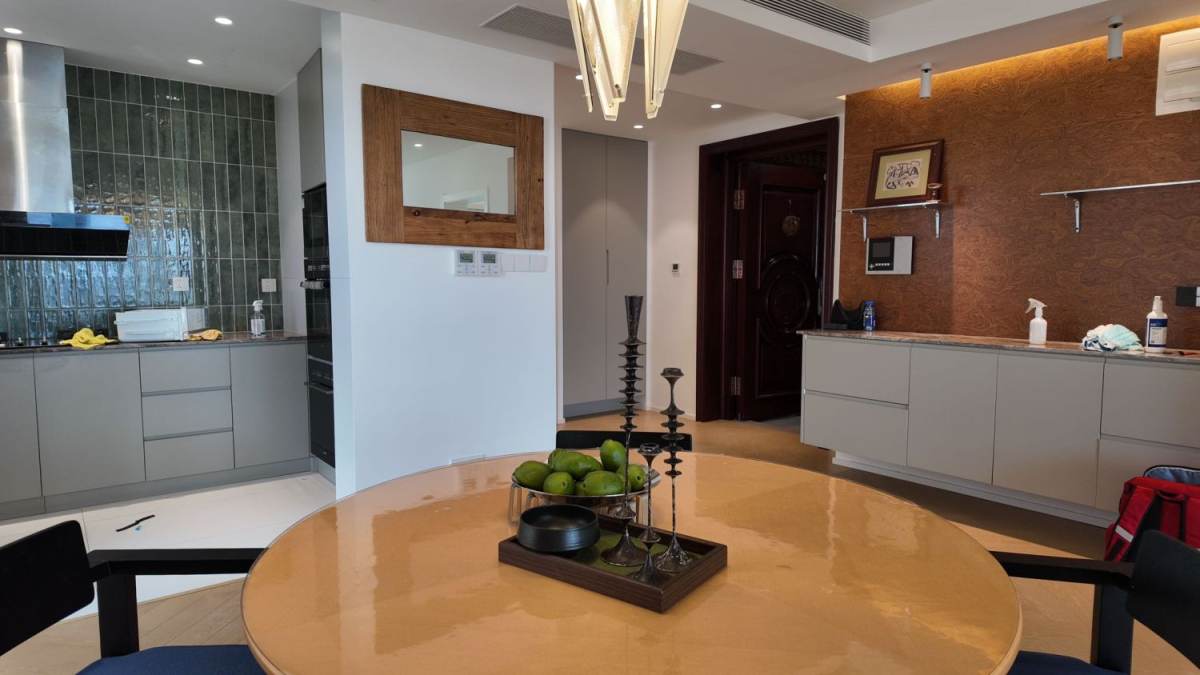 Housing image — Dining Area