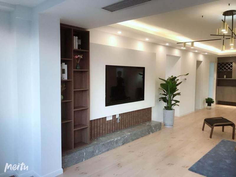 Housing image — Living Room