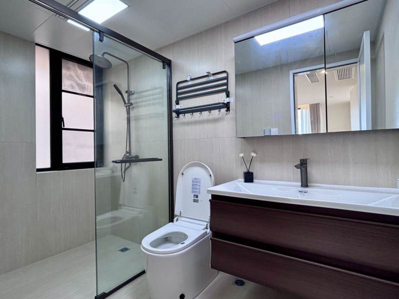 Housing image — Bathroom