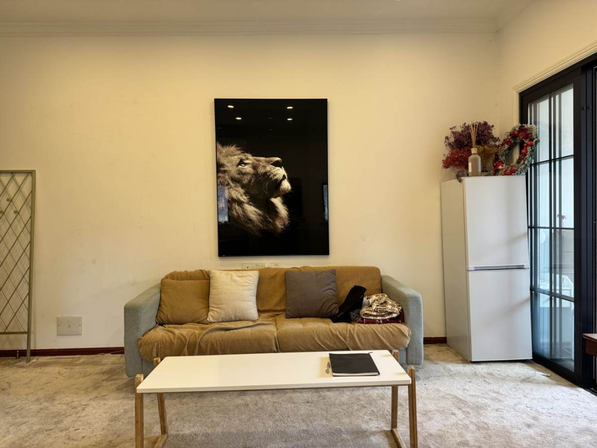 Housing image — Living Room