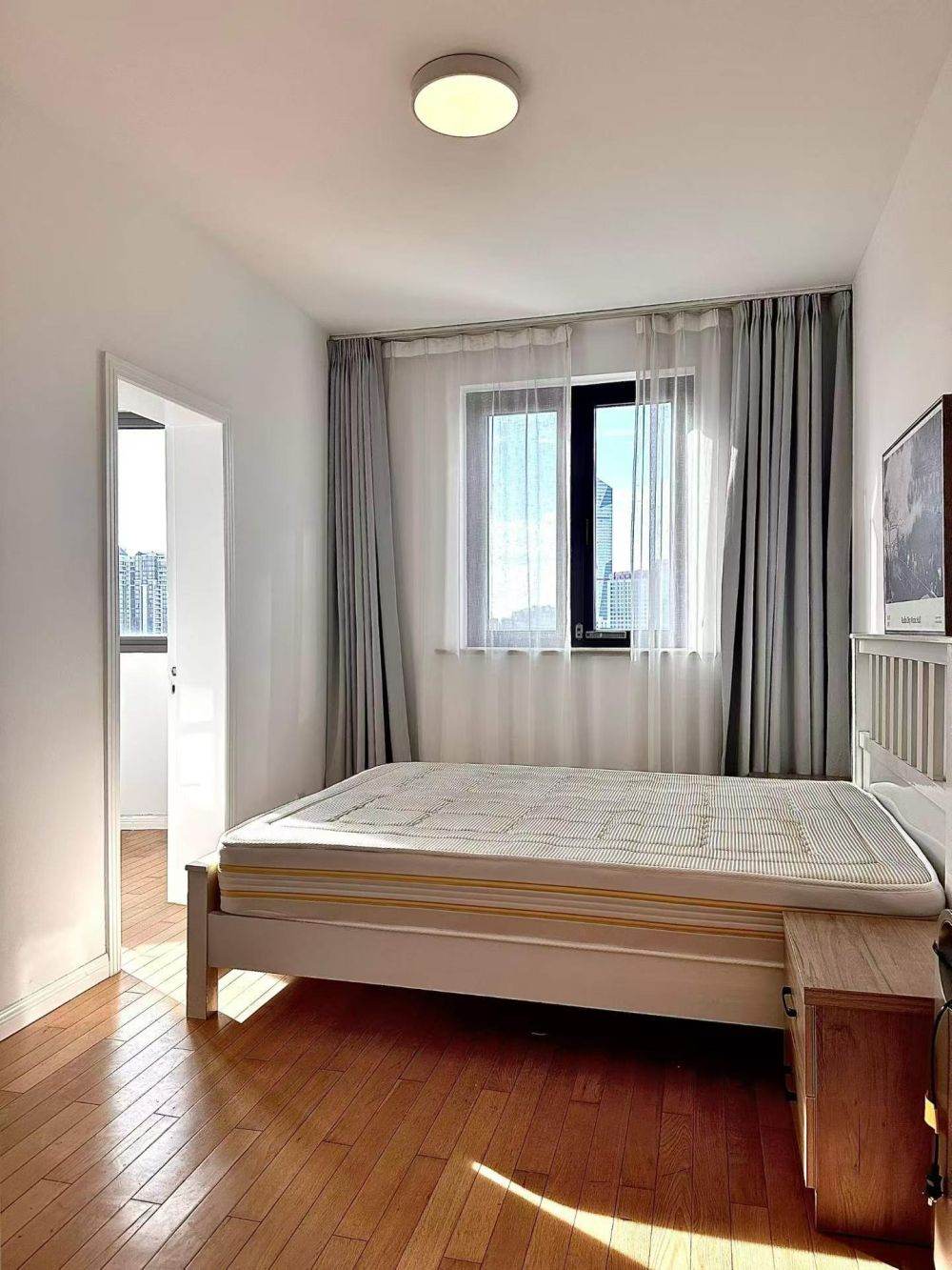 Housing image — Bedroom