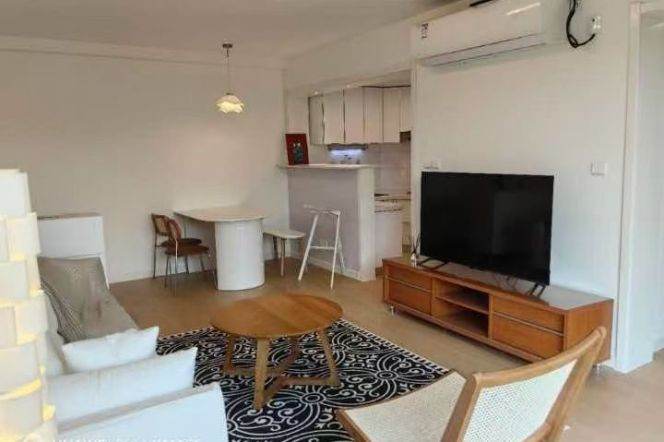 2BR Apartment near IAPM with Outstanding View (L1/L10/L12)