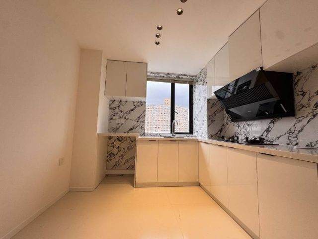 Housing image — Kitchen