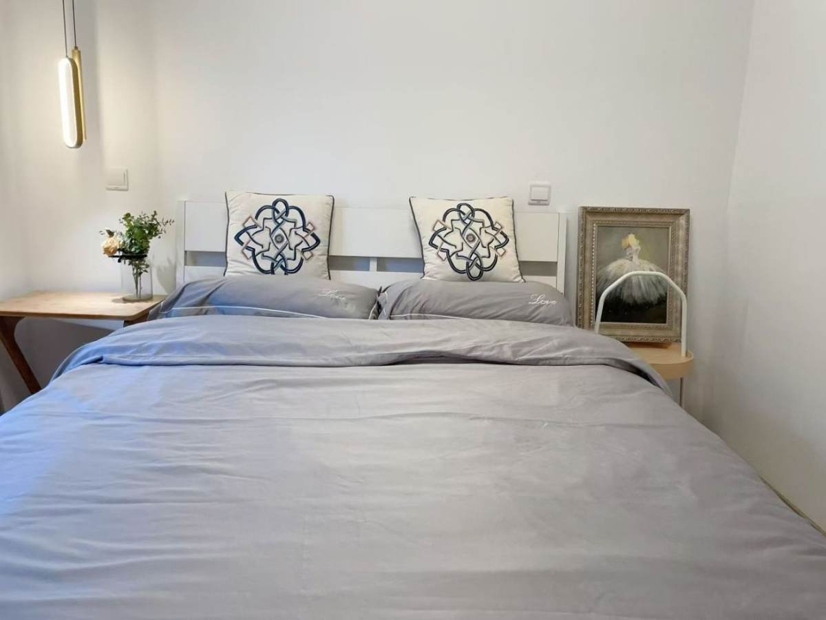 Housing image — Bedroom