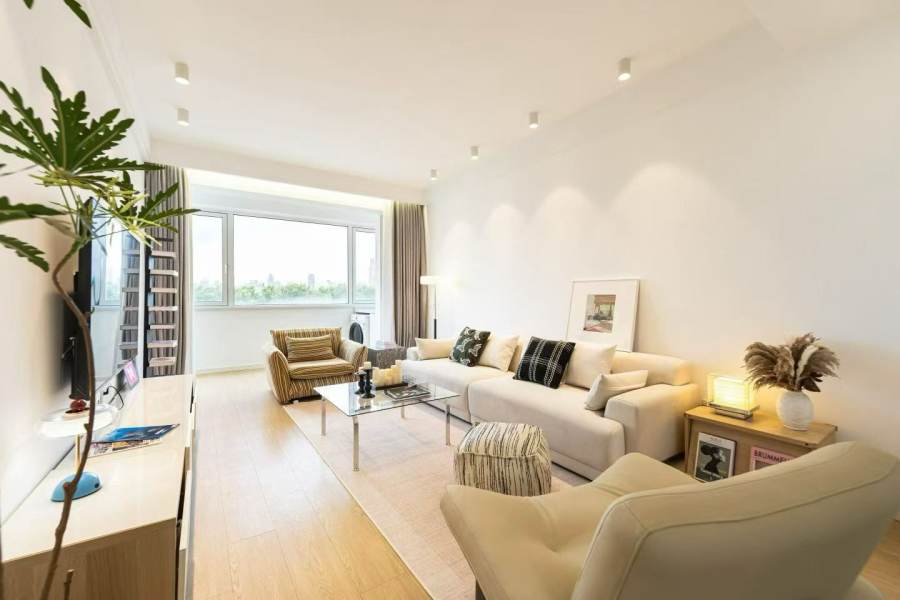 Housing image — Living Room