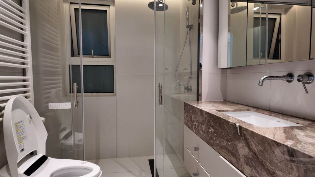 Housing image — Bathroom