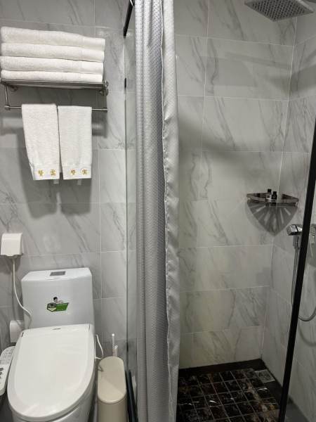 Housing image — Bathroom