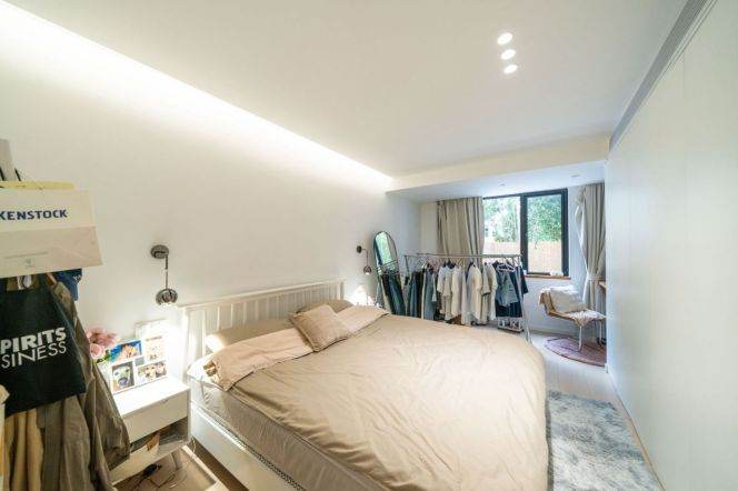 3BR Apartment near Lantian Road Metro with Terrace