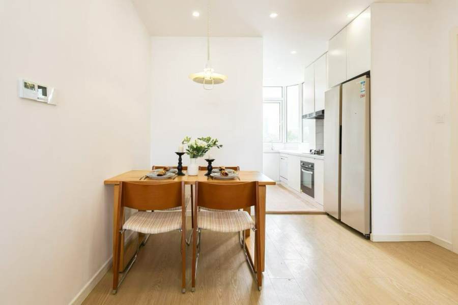 Housing image — Dining Area