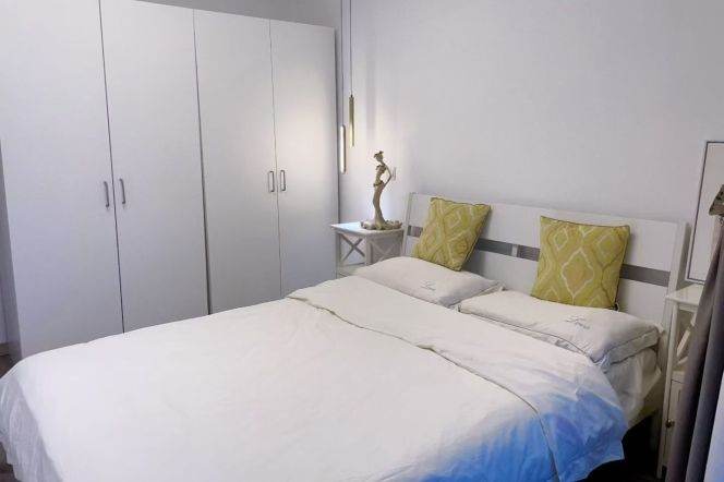 2BR Apartment near Beixinjing  Metro (L2)