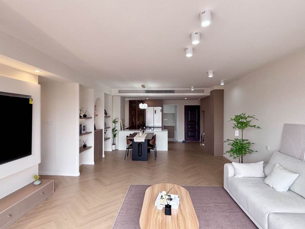 Housing image — Living Room