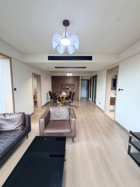 Housing image — Living Room
