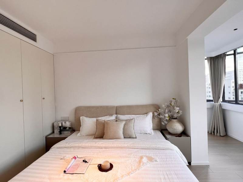 Housing image — Bedroom