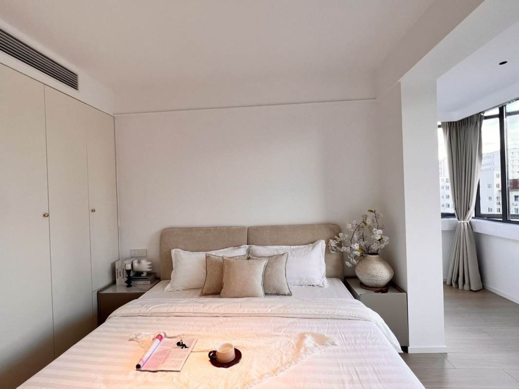 Housing image — Bedroom
