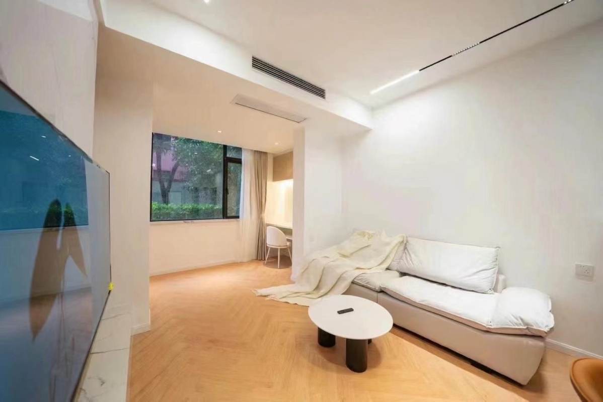 Housing image — Living Room