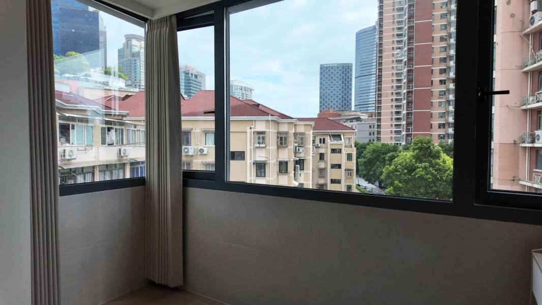 Housing image — Balcony